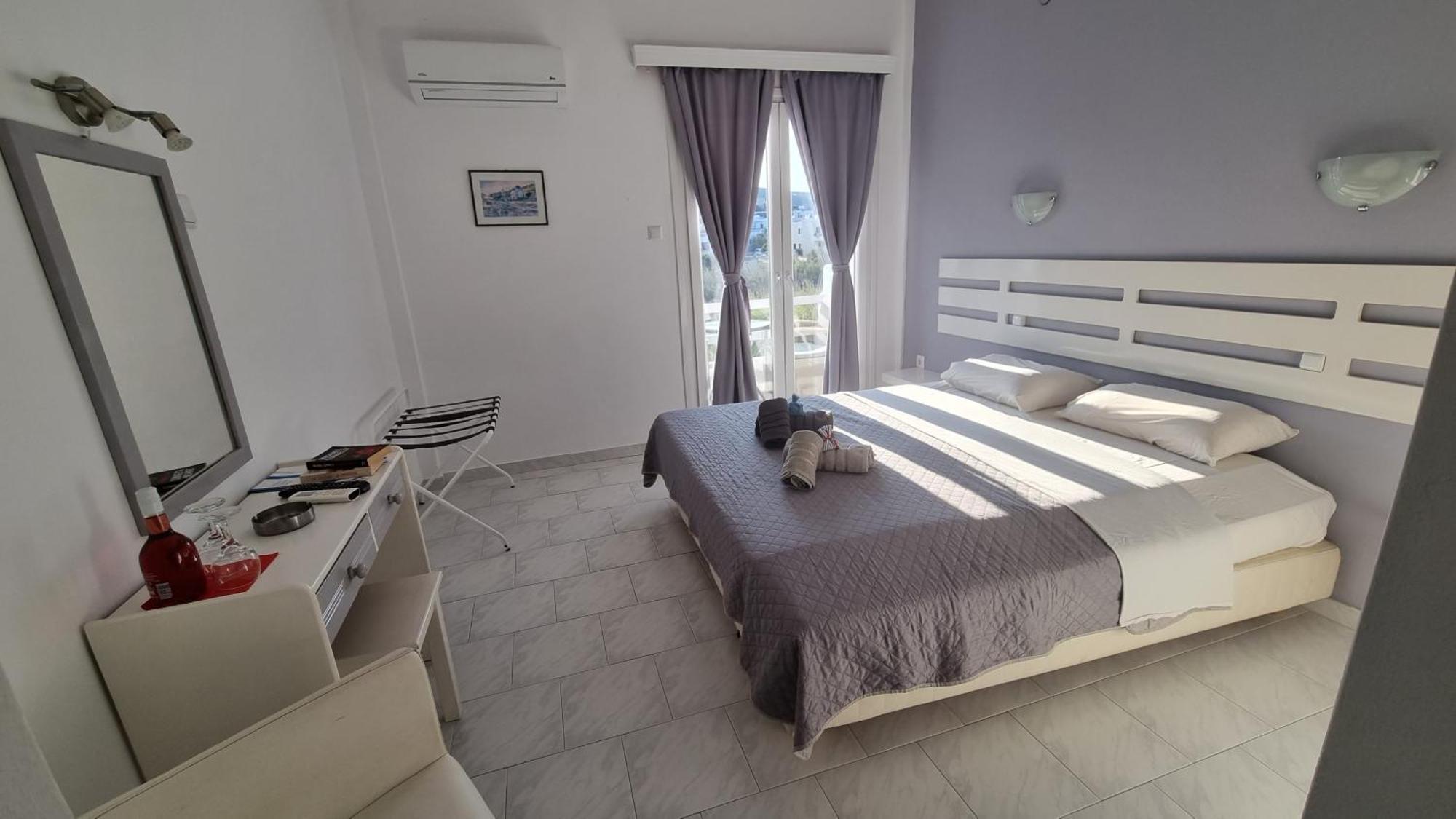 Syros Holidays Vári Dış mekan fotoğraf