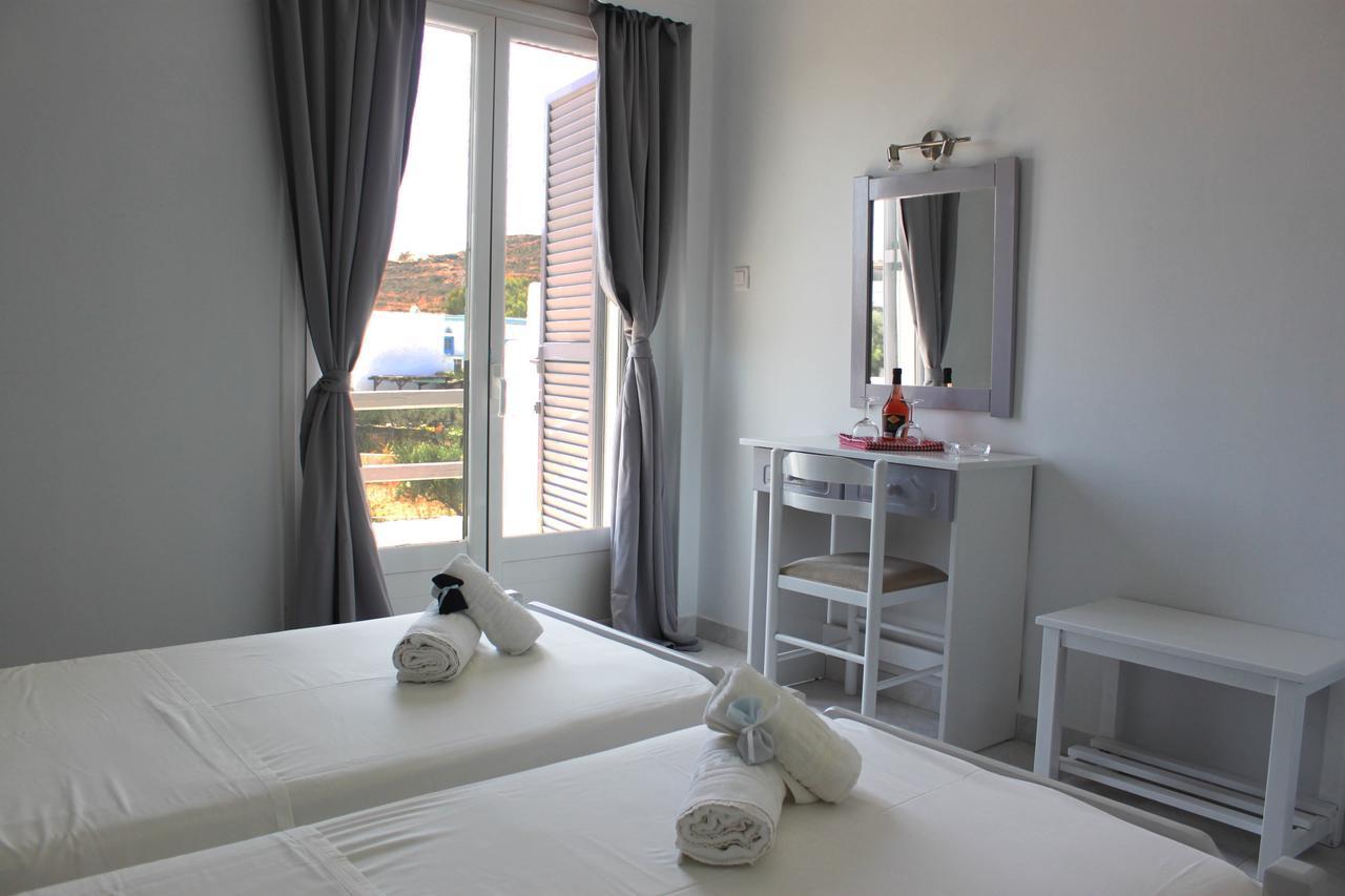 Syros Holidays Vári Dış mekan fotoğraf