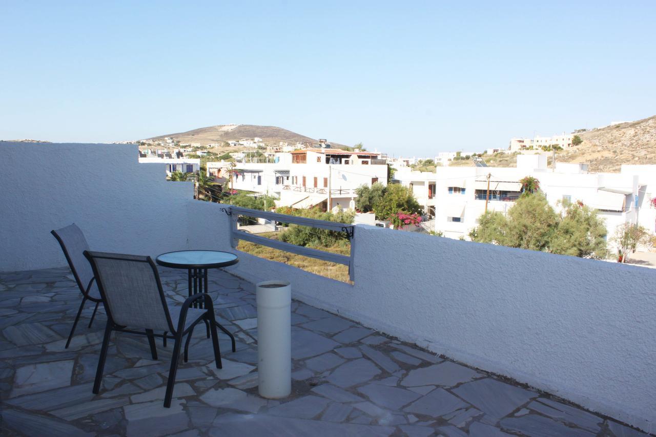Syros Holidays Vári Dış mekan fotoğraf