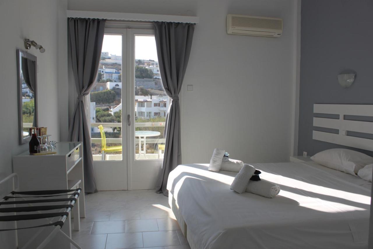 Syros Holidays Vári Dış mekan fotoğraf
